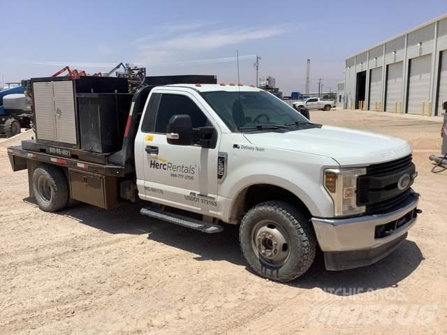 Ford F-350 Vehículos - Taller