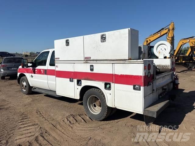 Ford F-350 Vehículos - Taller