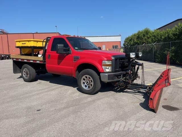 Ford F-350 Láminas y cuñas quitanieves