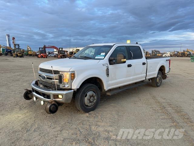 Ford F-350 Furgonetas caja abierta
