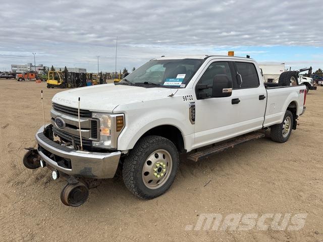 Ford F-350 Furgonetas caja abierta