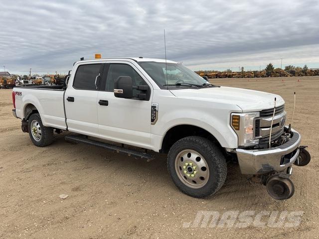 Ford F-350 Furgonetas caja abierta