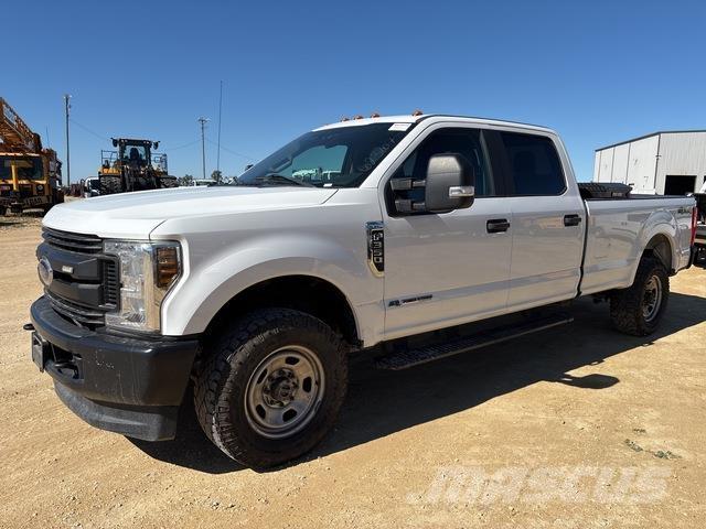 Ford F-350 Furgonetas caja abierta
