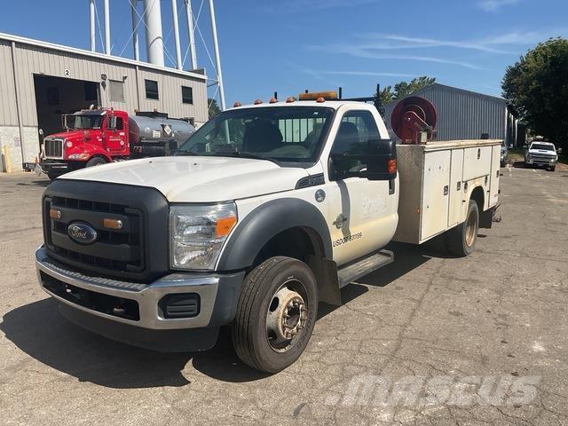 Ford F-450 Vehículos - Taller