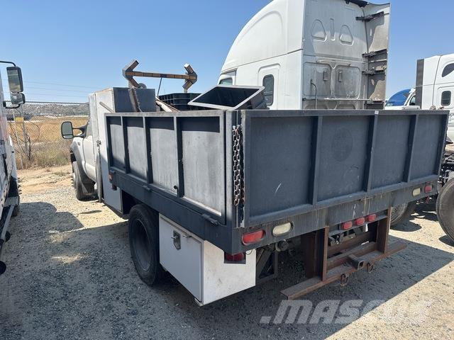 Ford F-550 Construcción - Otros