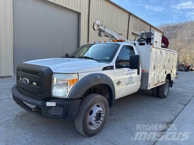 Ford F-550 Vehículos - Taller