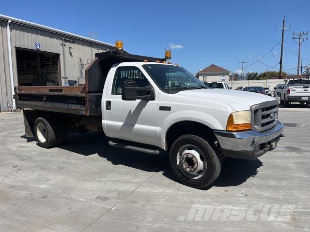 Ford F-550 Camiones bañeras basculantes o volquetes
