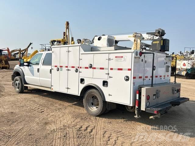 Ford F-550 Vehículos - Taller