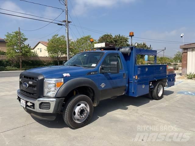 Ford F-550 Furgonetas caja abierta