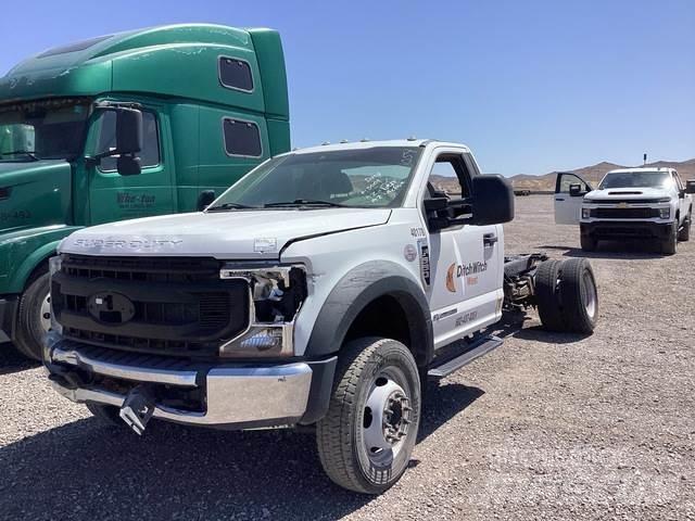 Ford F-550 Cabinas e interior