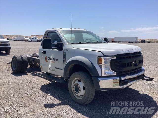 Ford F-550 Cabinas e interior