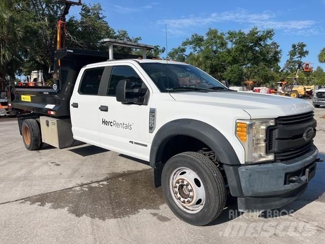 Ford F-550 Camiones bañeras basculantes o volquetes