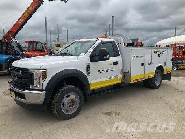 Ford F-550 Camiones cisterna