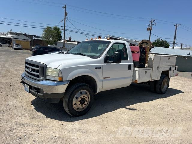 Ford F-550 Vehículos - Taller