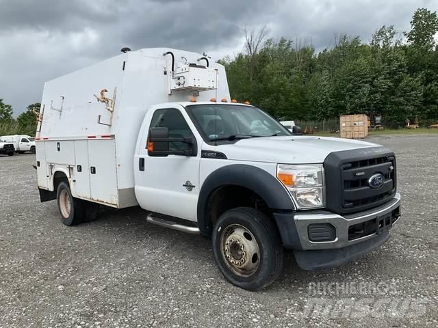 Ford F-550 Furgonetas caja abierta