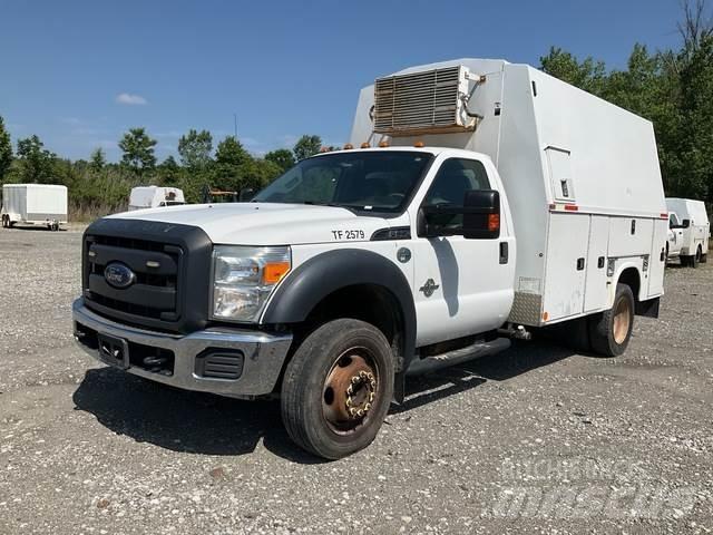 Ford F-550 Furgonetas caja abierta