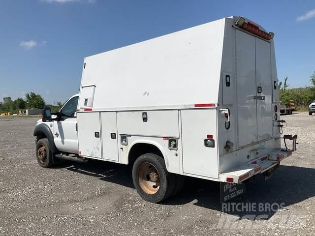 Ford F-550 Furgonetas caja abierta