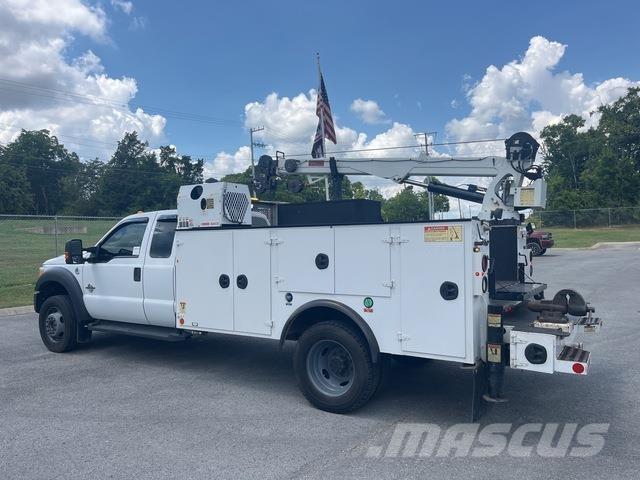 Ford F-550 Vehículos - Taller