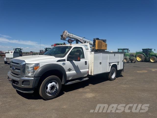 Ford F-550 Vehículos - Taller