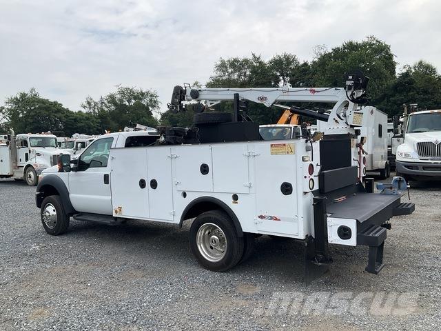 Ford F-550 Vehículos - Taller