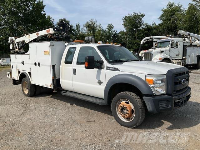 Ford F-550 Vehículos - Taller