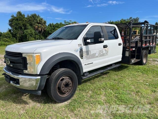 Ford F-550 Furgonetas caja abierta