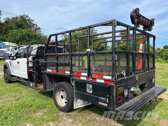 Ford F-550 Furgonetas caja abierta