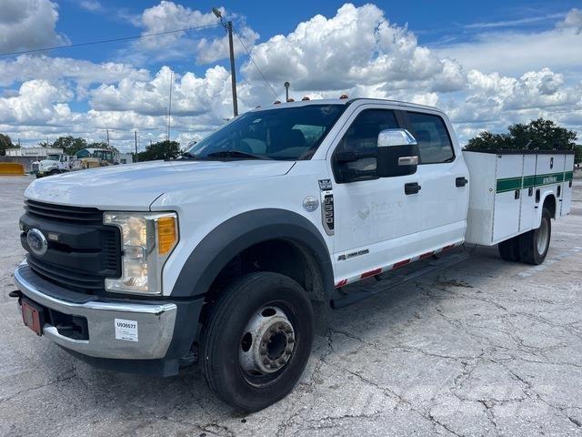 Ford F-550 Furgonetas caja abierta