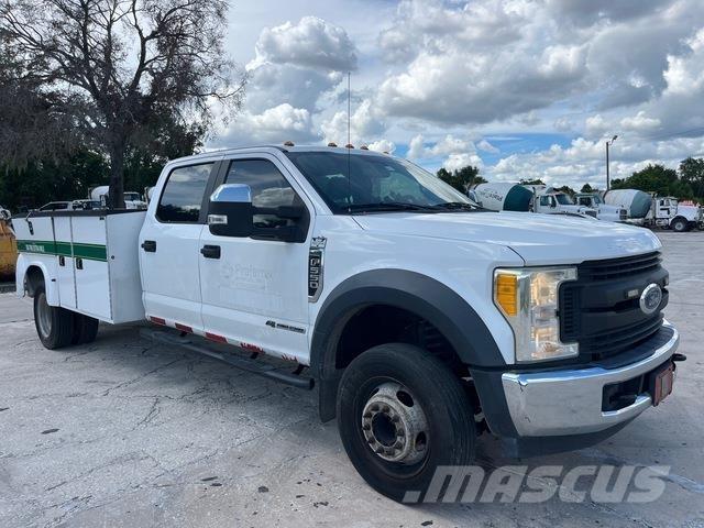 Ford F-550 Furgonetas caja abierta