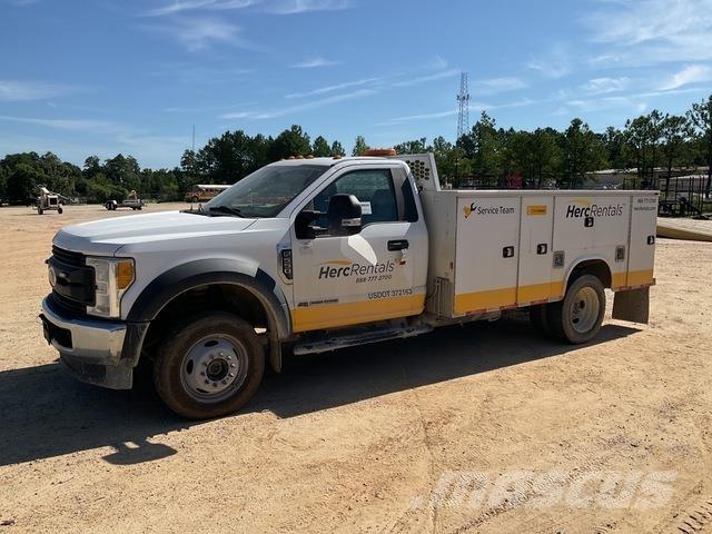 Ford F-550 Vehículos - Taller