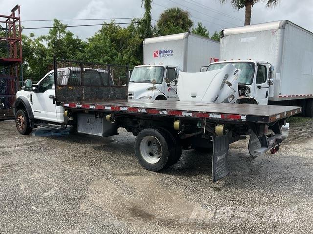 Ford F-550 Camiones bañeras basculantes o volquetes