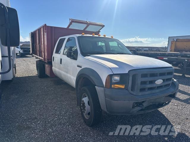 Ford F-550 Camiones bañeras basculantes o volquetes