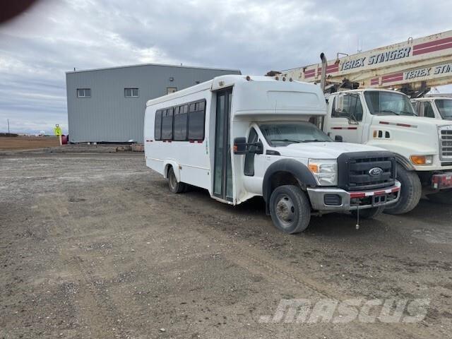 Ford F-550 Mini autobuses