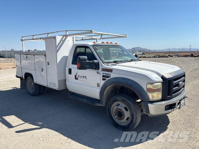 Ford F-550 Furgonetas caja abierta