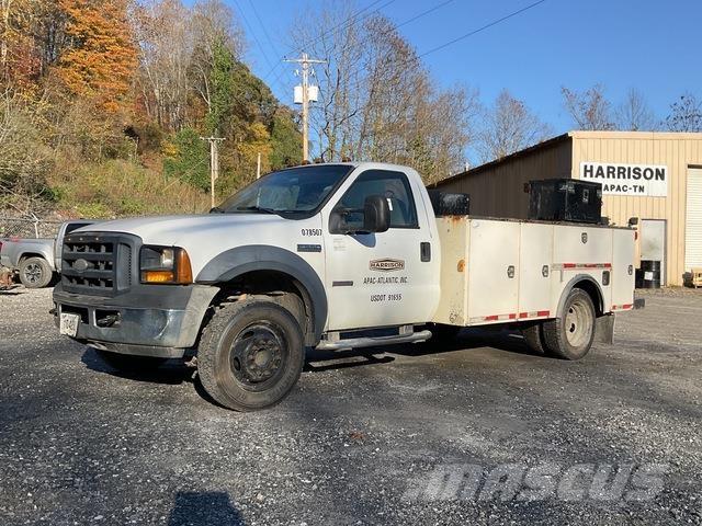 Ford F-550 Furgonetas caja abierta