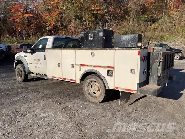 Ford F-550 Furgonetas caja abierta