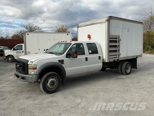 Ford F-550 Camiones caja cerrada