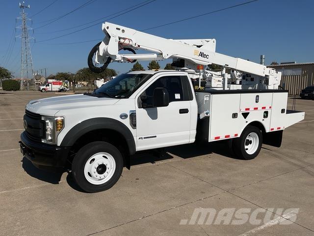 Ford F-550 Plataformas sobre camión