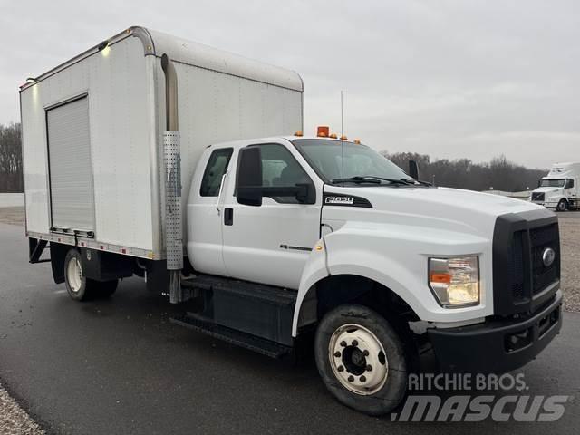 Ford F-650 Construcción - Otros