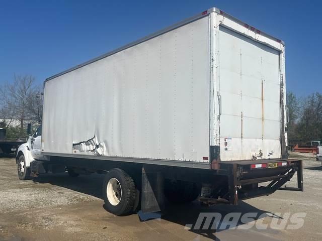 Ford F-650 Camiones caja cerrada