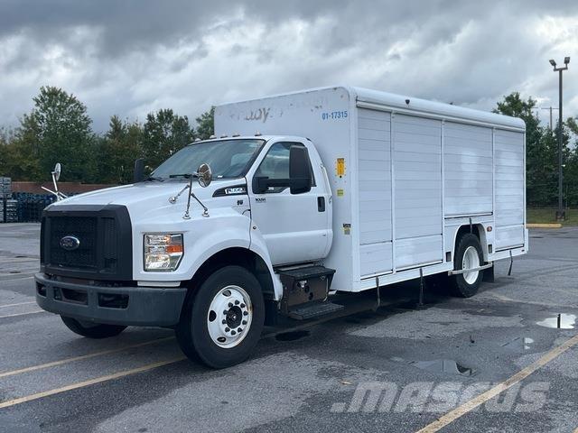 Ford F-650 Camiones caja cerrada