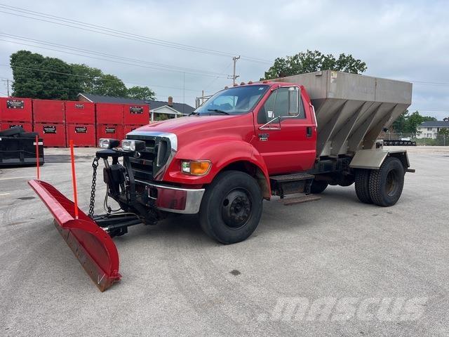 Ford F-650 Láminas y cuñas quitanieves