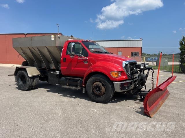 Ford F-650 Láminas y cuñas quitanieves