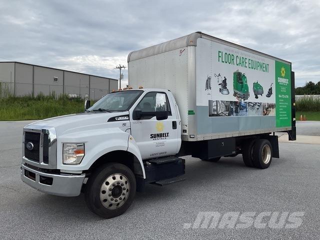 Ford F-650 Camiones caja cerrada