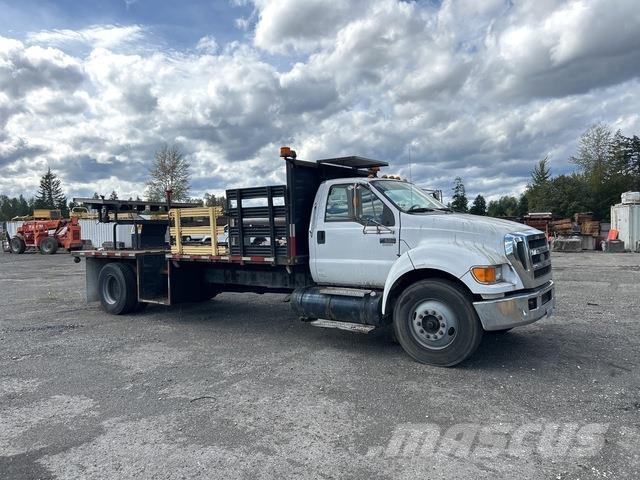 Ford F-650 Vehículos - Taller