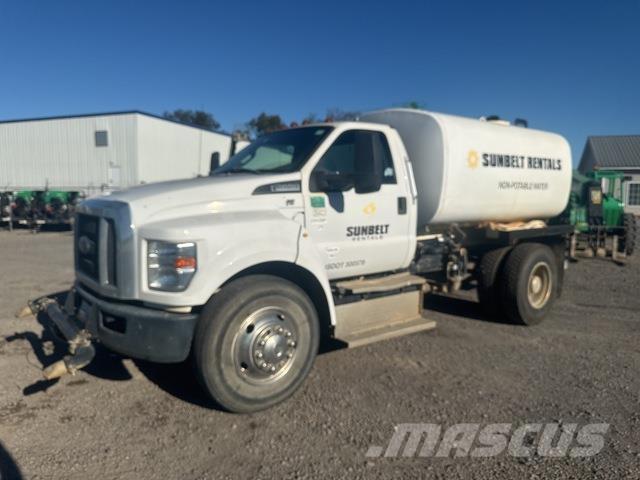 Ford F-650 Camiones cisterna