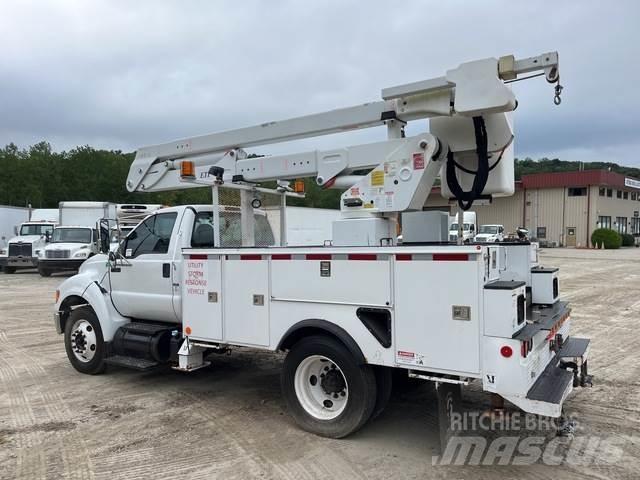 Ford F-750 Plataformas sobre camión