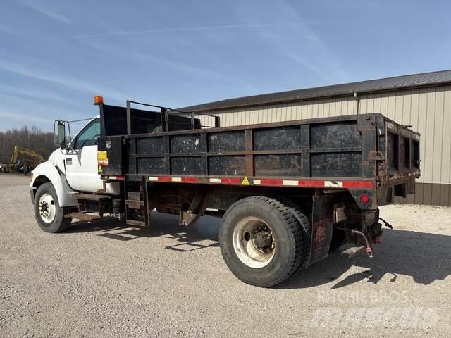 Ford F-750 Camiones bañeras basculantes o volquetes