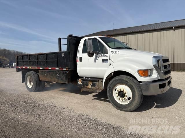 Ford F-750 Camiones bañeras basculantes o volquetes