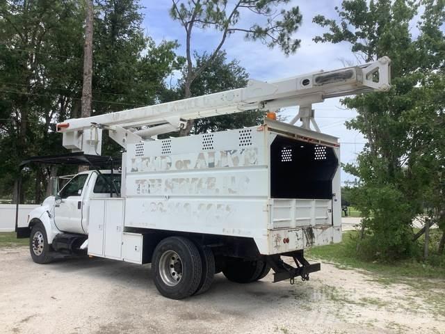 Ford F-750 Plataformas sobre camión